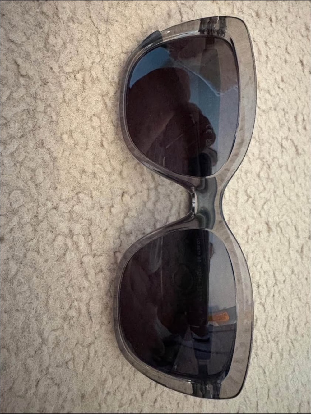 BRAND NEW WOMENS VOGUE SUNGLASSES WITH CASE